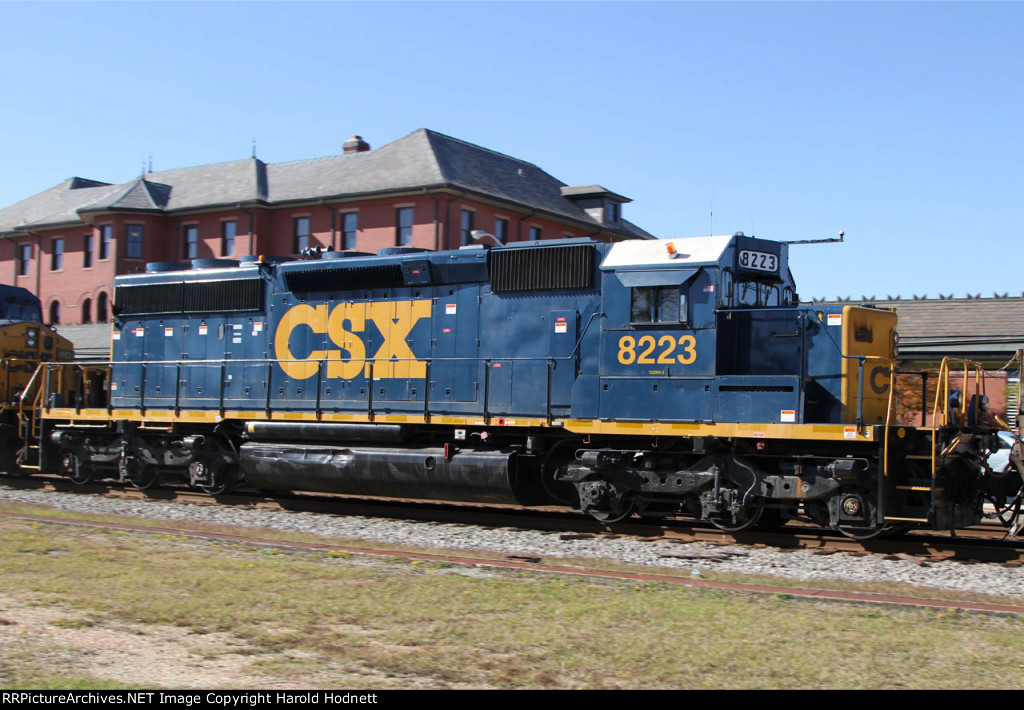 CSX 8223